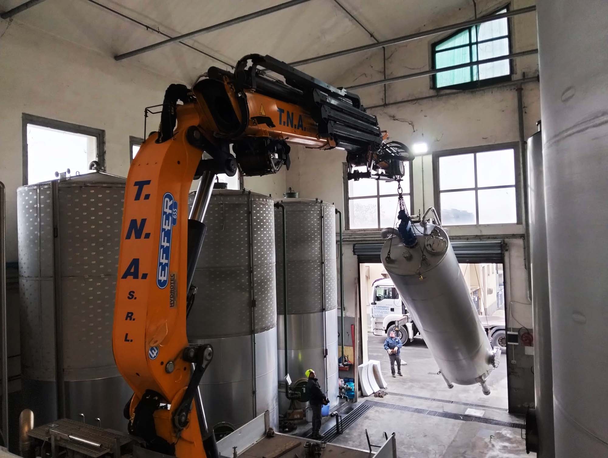 Noleggio Camion Gru Parma