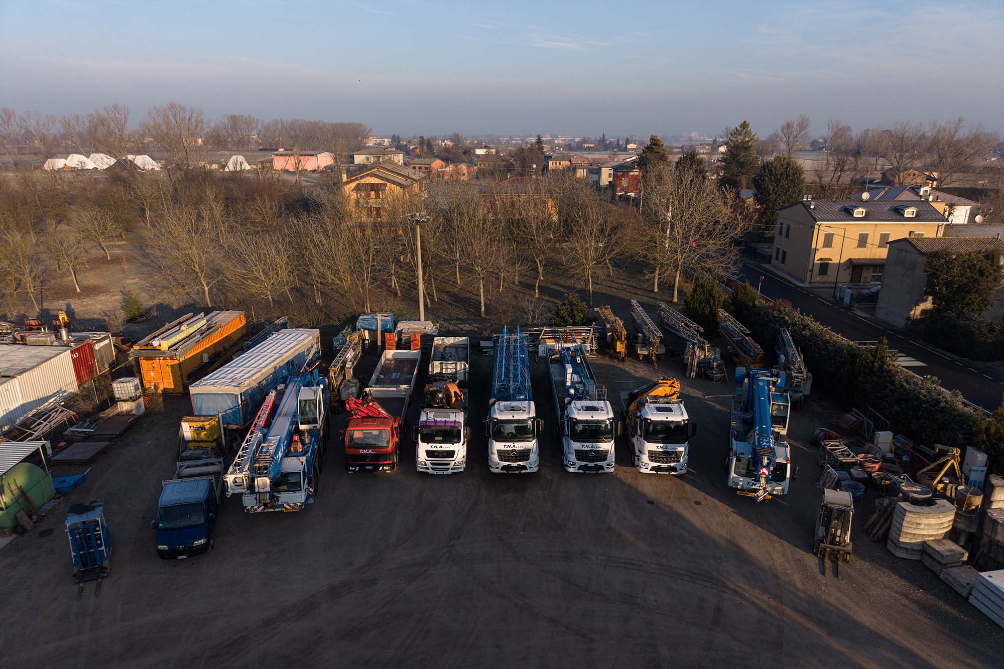 Noleggio autogru Parma_Parco Mezzi